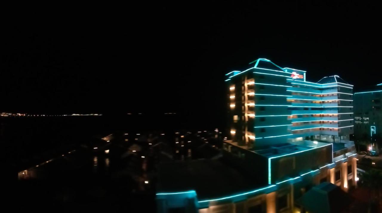 Glory Beach Resort Private Penthouse Port Dickson Exterior foto